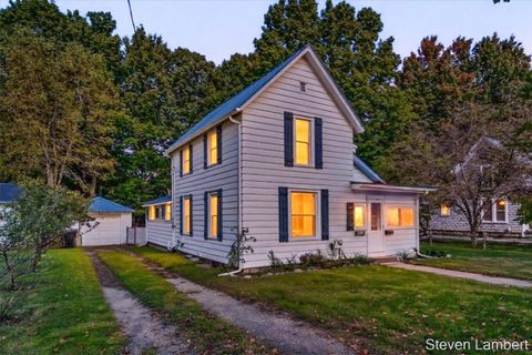 413 E Madison Street Hastings City MI 49058