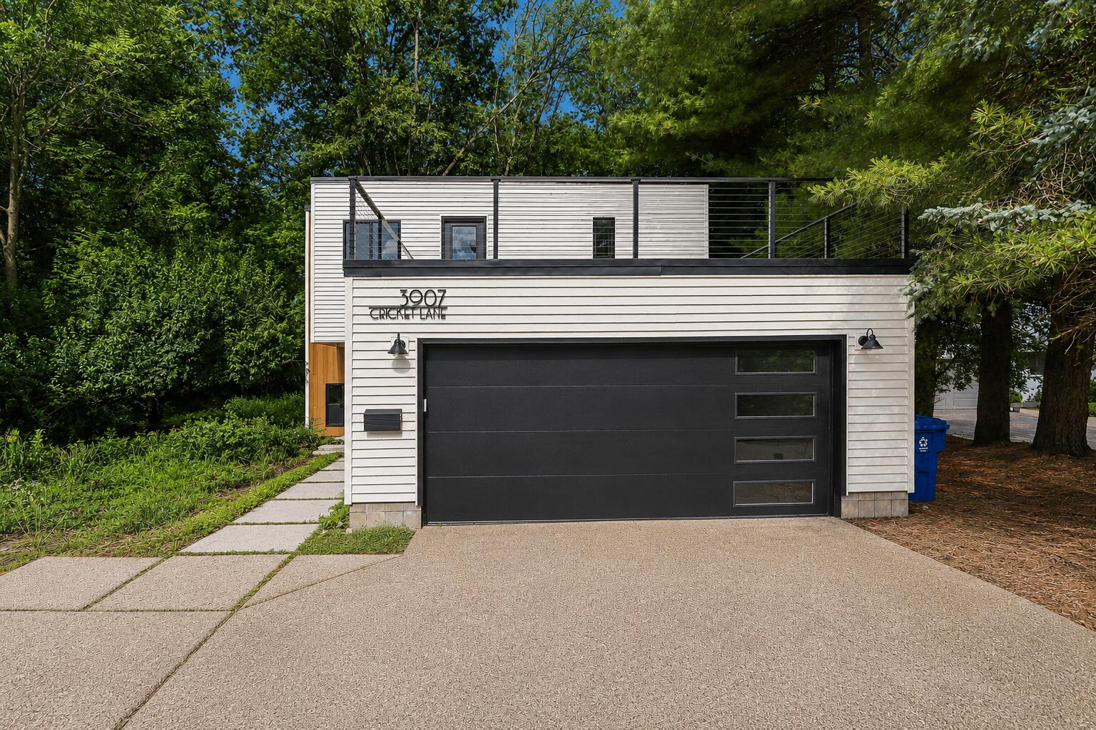3907 Cricket Lane
