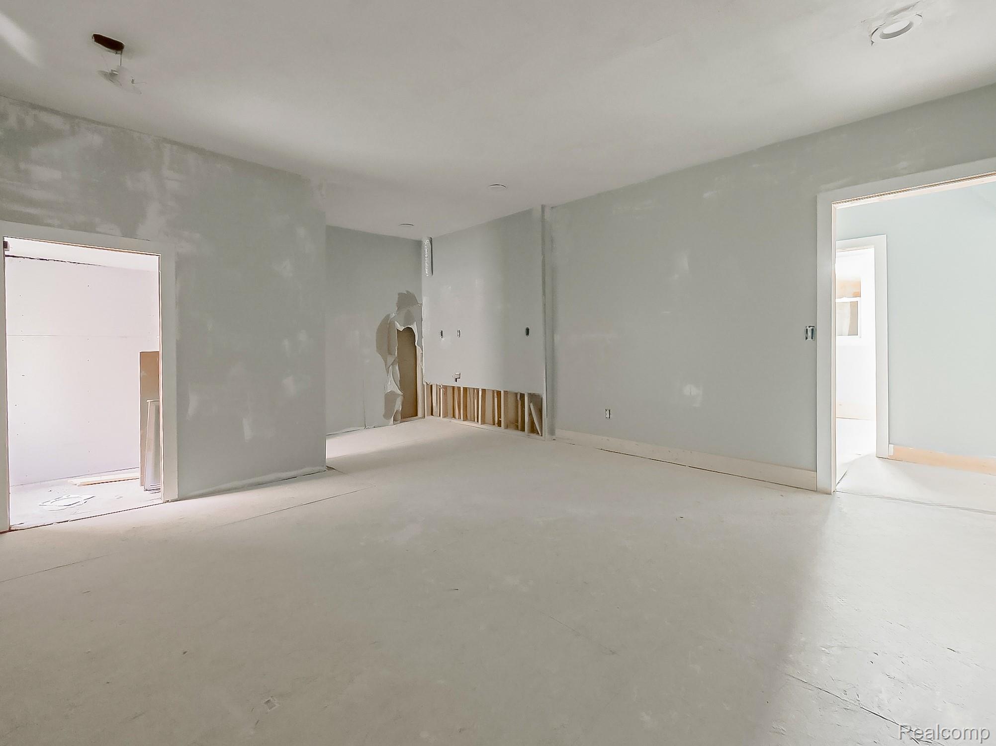 1791 W Grand Boulevard