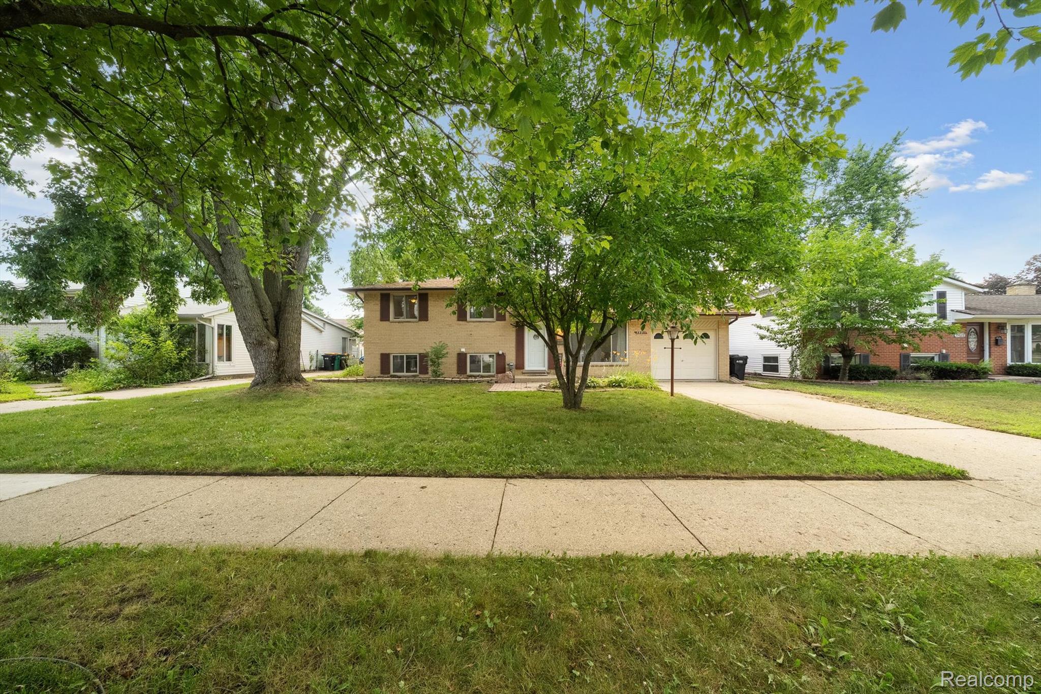 39911 Parklawn Drive