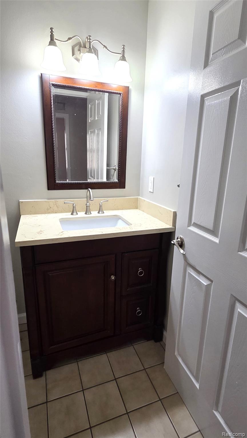 Chesterfield, Michigan 48047, United States, 3 Bedrooms Bedrooms, ,2 BathroomsBathrooms,Residential,Coming Soon,246492