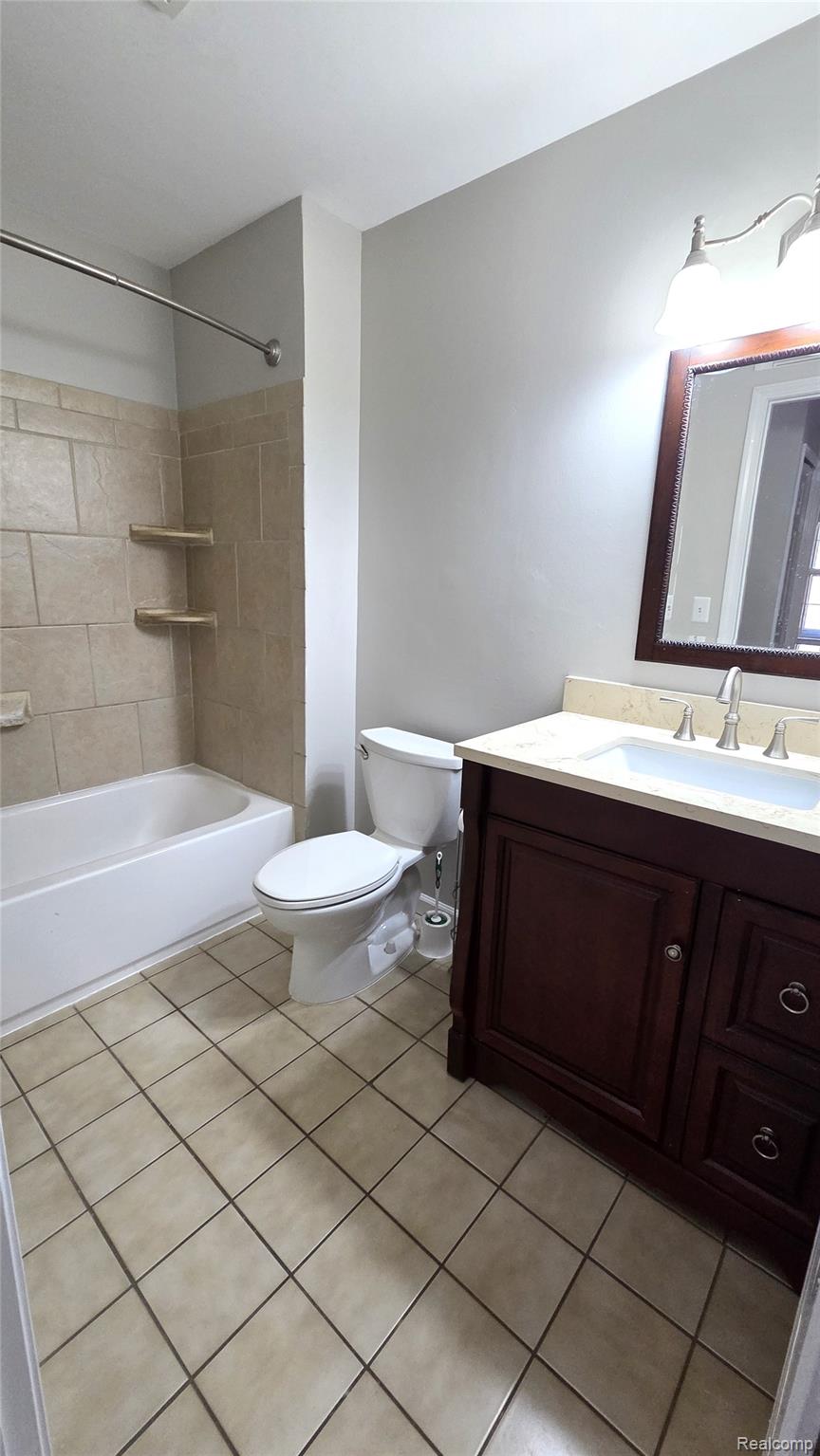 Chesterfield, Michigan 48047, United States, 3 Bedrooms Bedrooms, ,2 BathroomsBathrooms,Residential,Coming Soon,246492