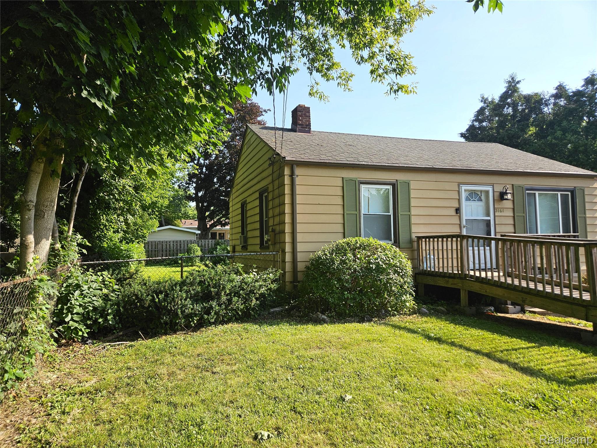 3161 Leith Street