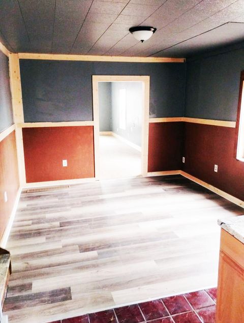 Tiny photo for 312 E Porter Street, Jackson City, MI 49202 (MLS # 55026006026)