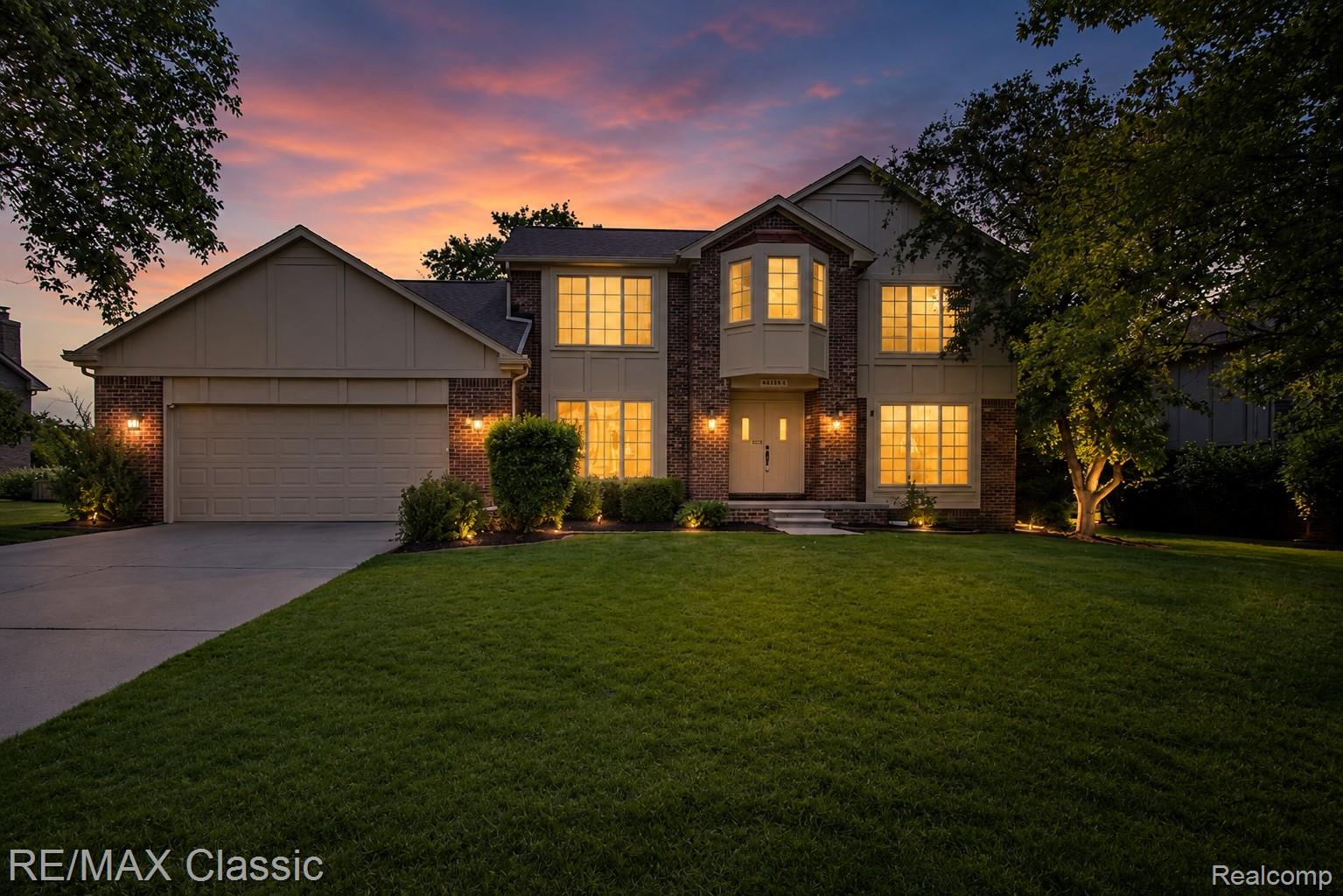 25522 Surrey Lane