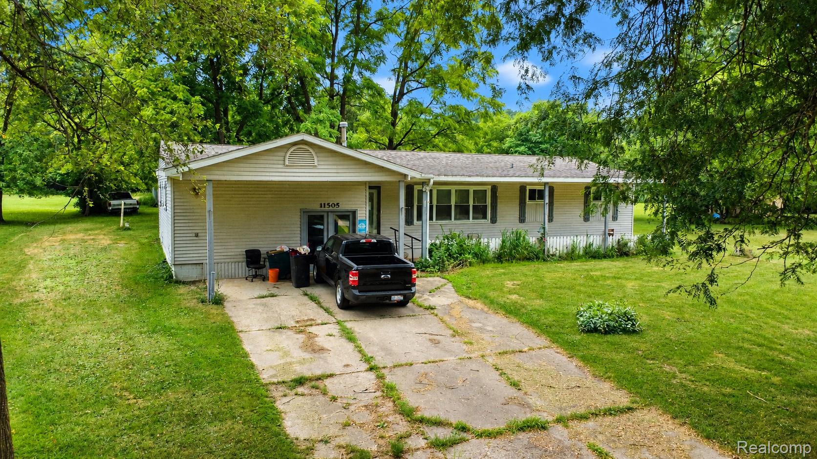11505 E Mount Morris Road