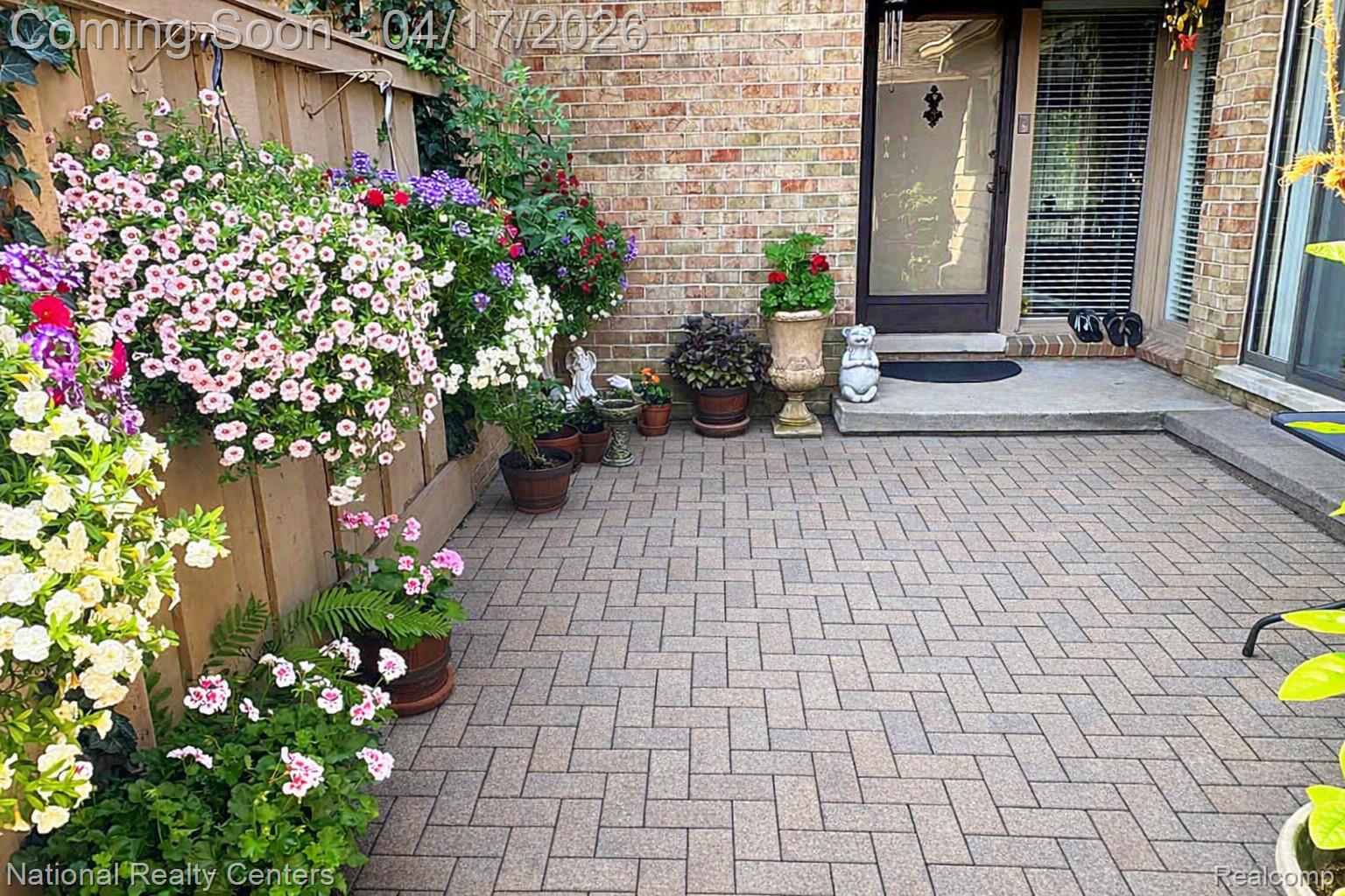 7309 Creek View Circle