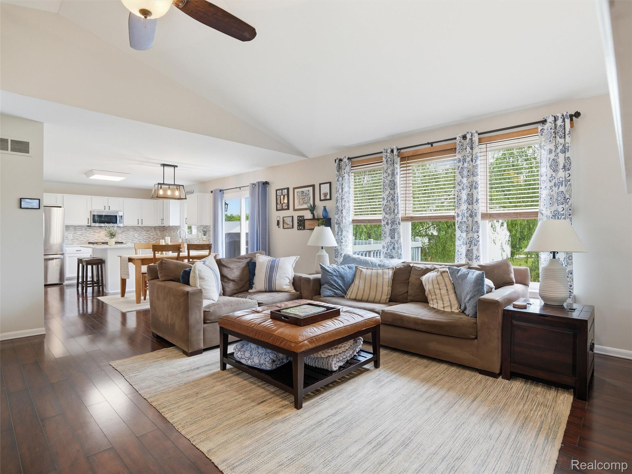 6449 Cranberry Drive