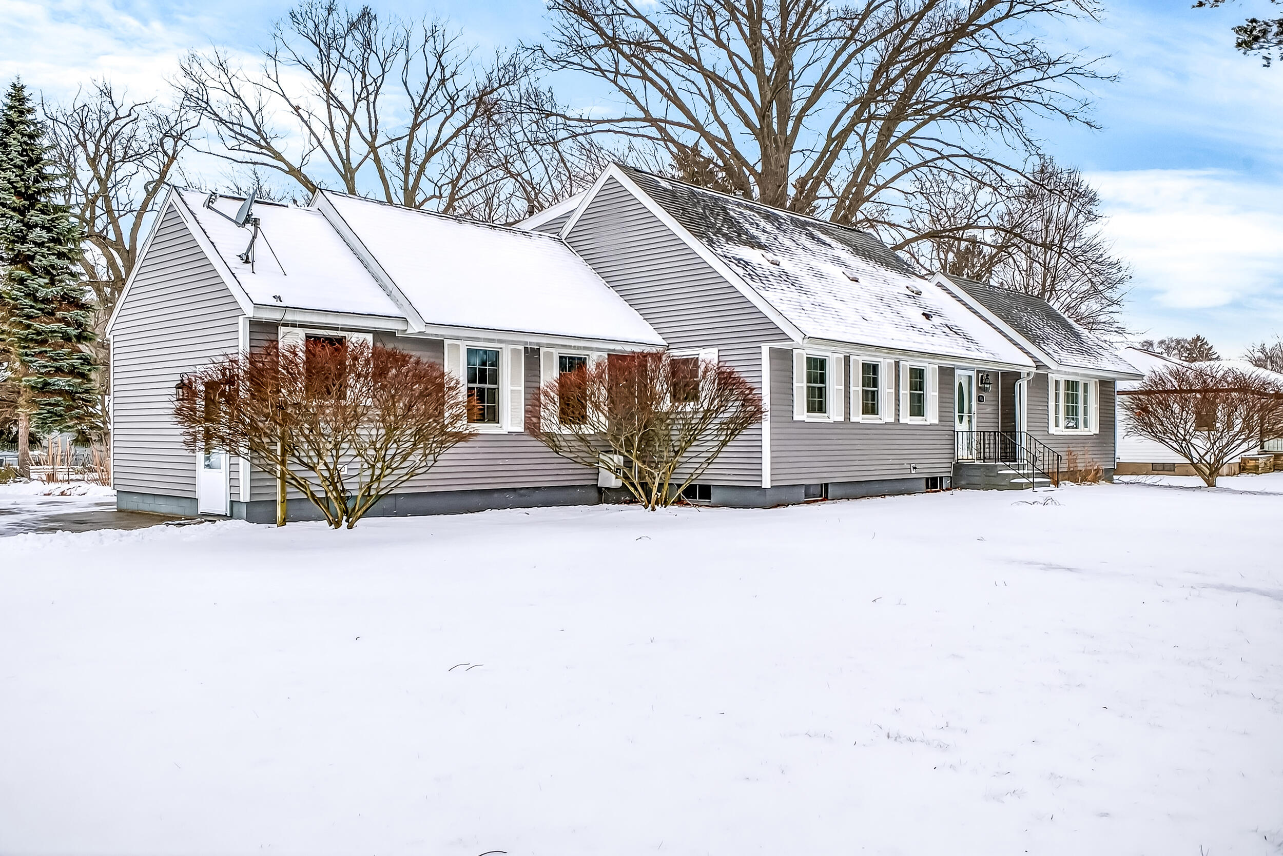 936 S Division Street