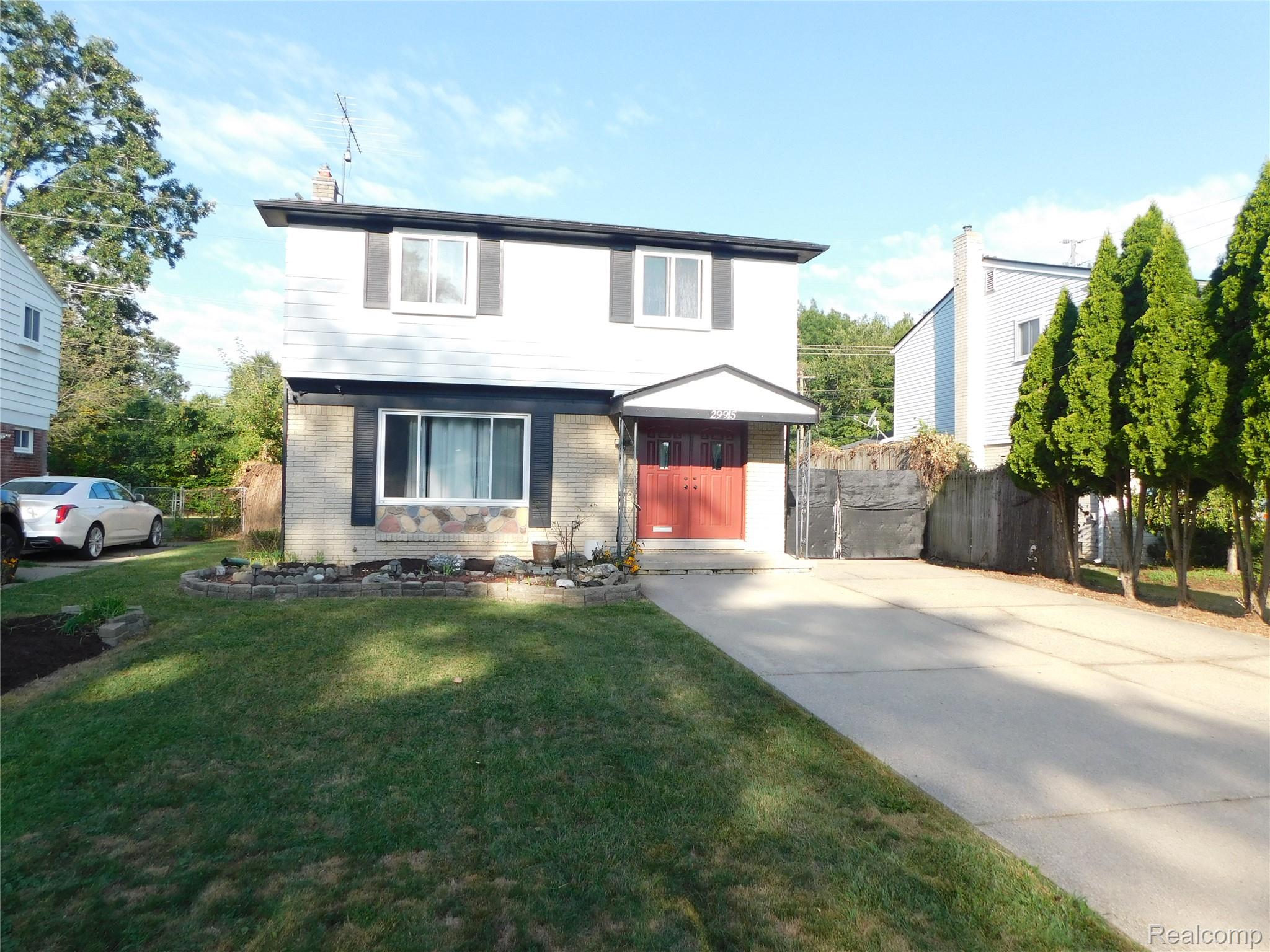 29915 Everett Street