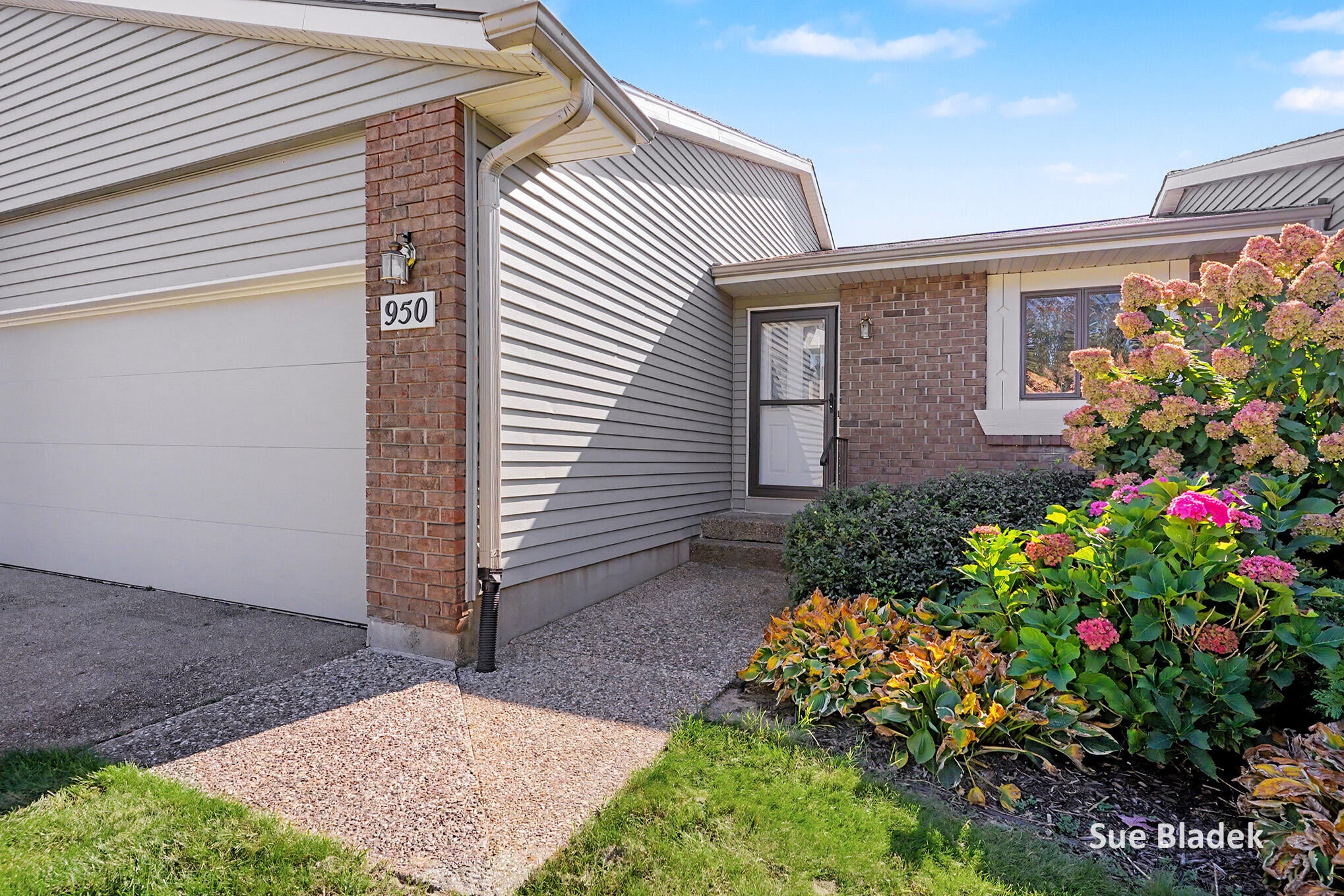950 Village Court