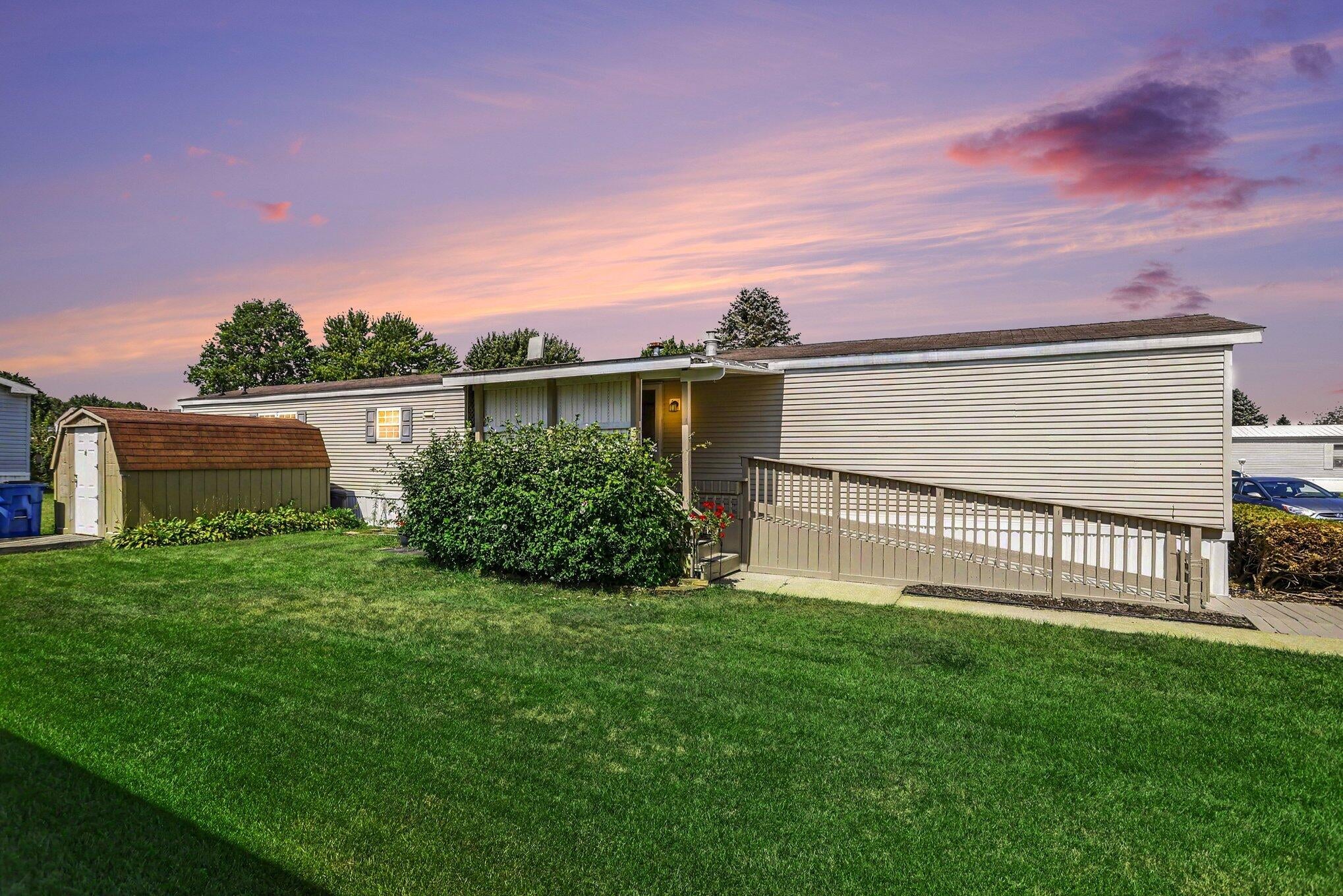 69205 Garver Lake Road 52