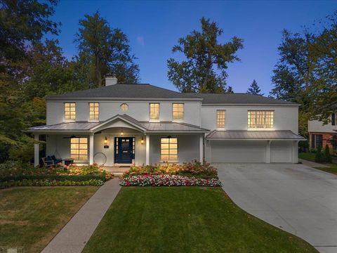 166 Lewiston Road Grosse Pointe Farms City MI 48236