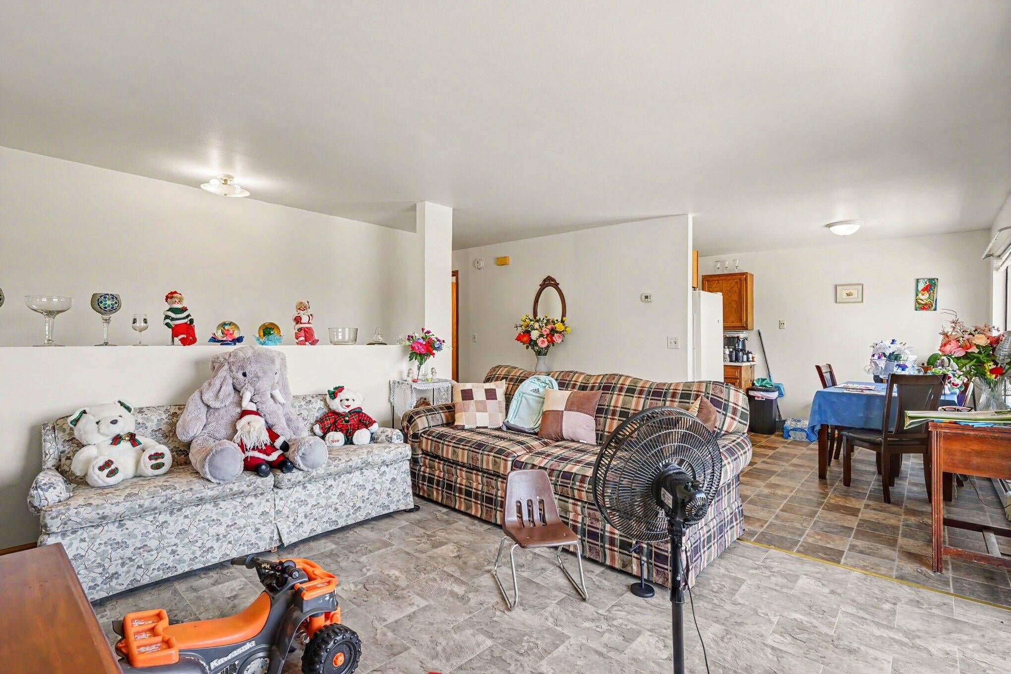 1134 Country Lane 1-4