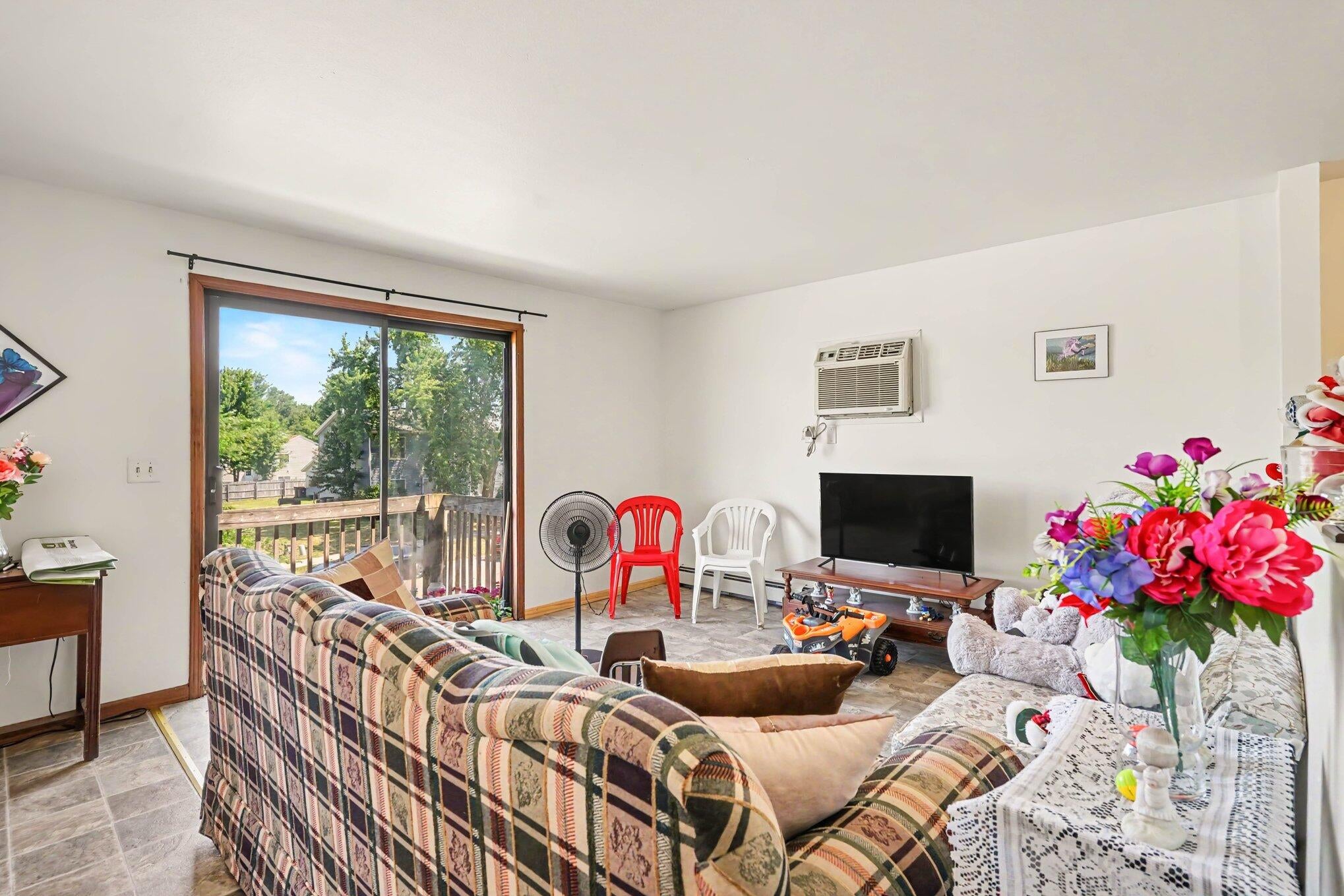 1134 Country Lane 1-4