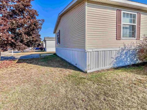 338 Trillum Trail Oxford Village MI 48371