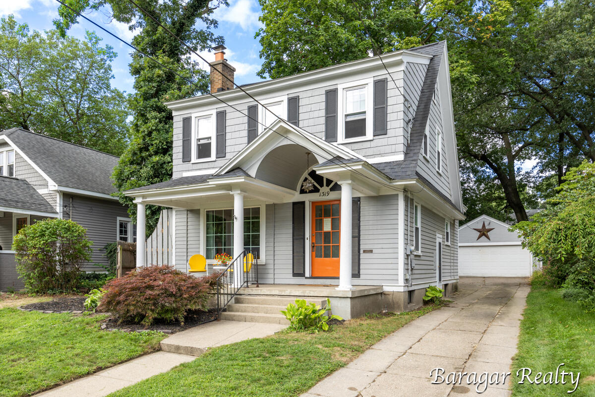 1319 Allerton Avenue SE