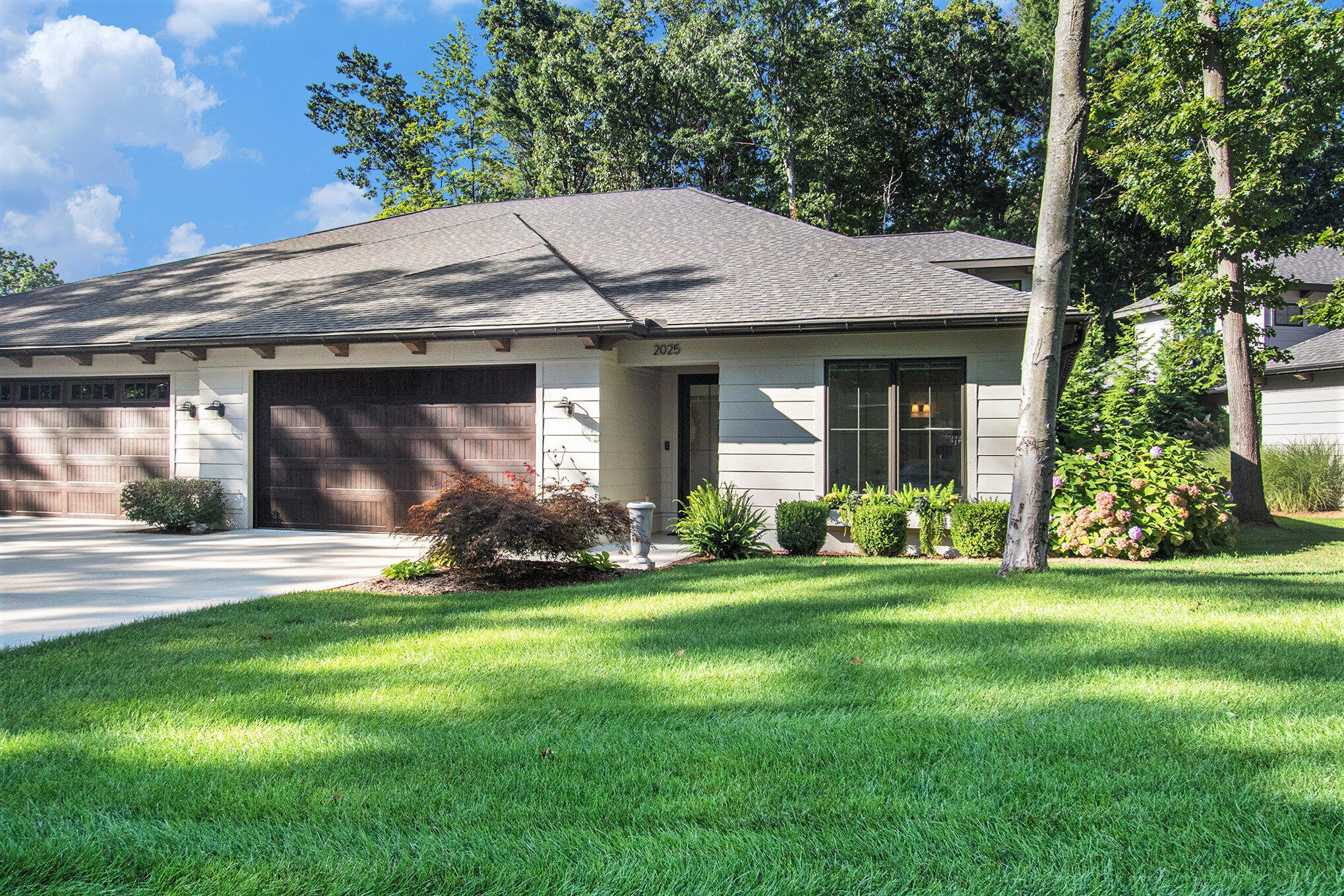 2025 Ottawa Beach Road