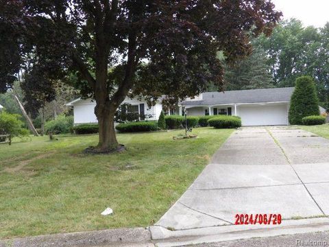 5325 N DYEWOOD Drive Flint Charter Township MI 48532
