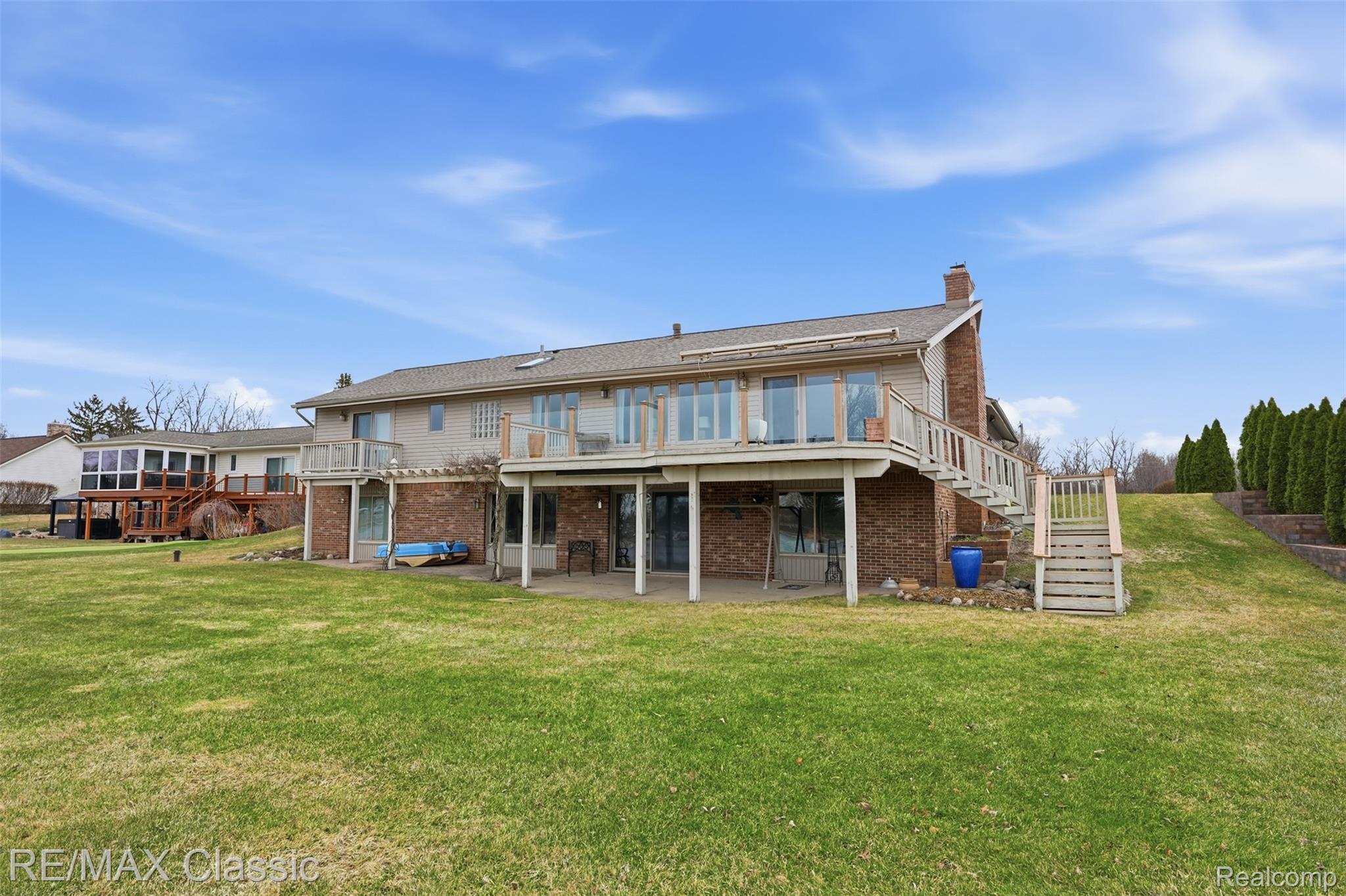 4871 Winewood Lane