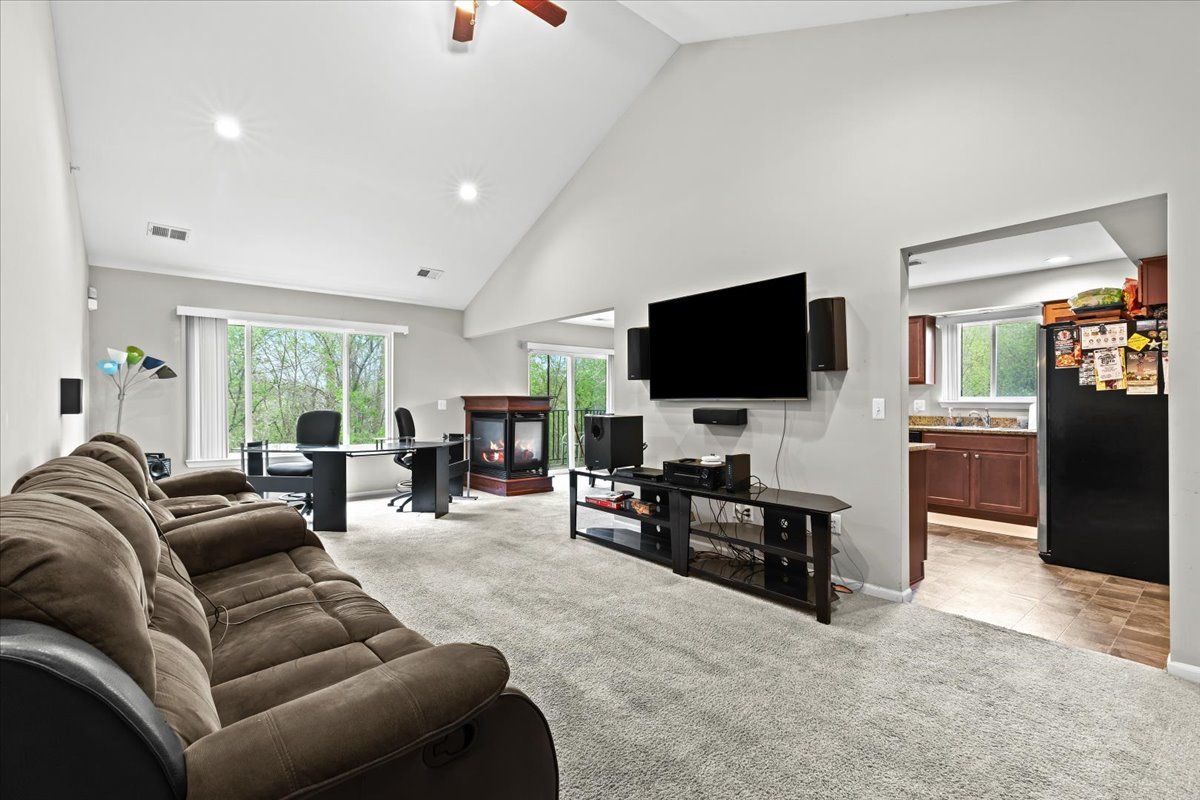 14294 SHADYWOOD Drive