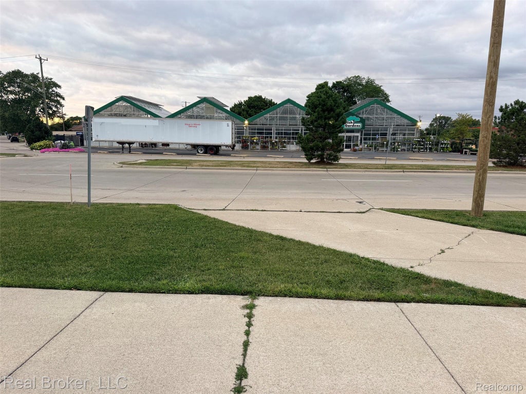 Photo of 22444 KELLY Road #11, Eastpointe City, MI 48021 (MLS # 20261071744)