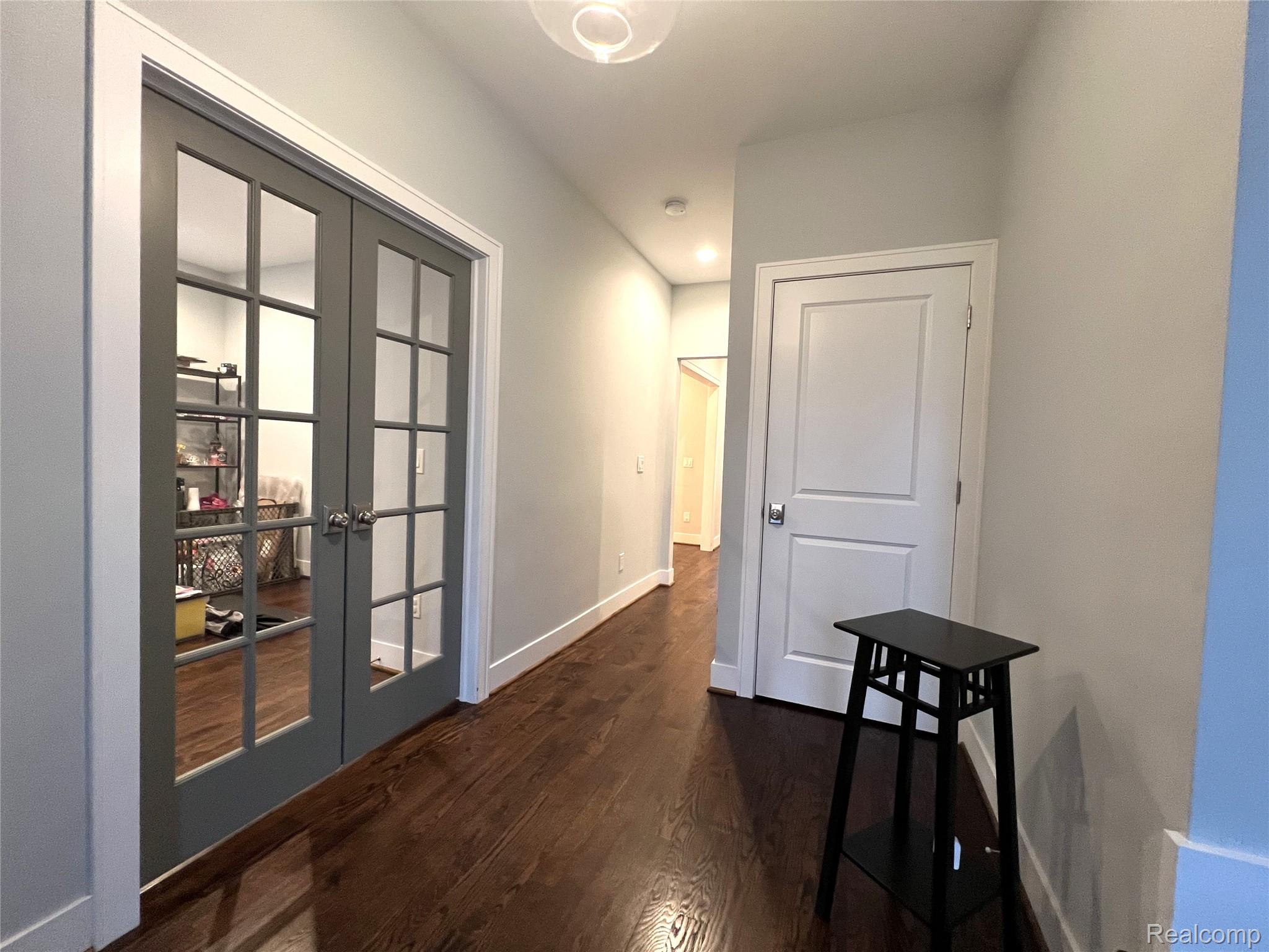 1476 Humphrey Avenue