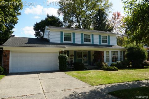 16036 Alpine Drive Livonia City MI 48154