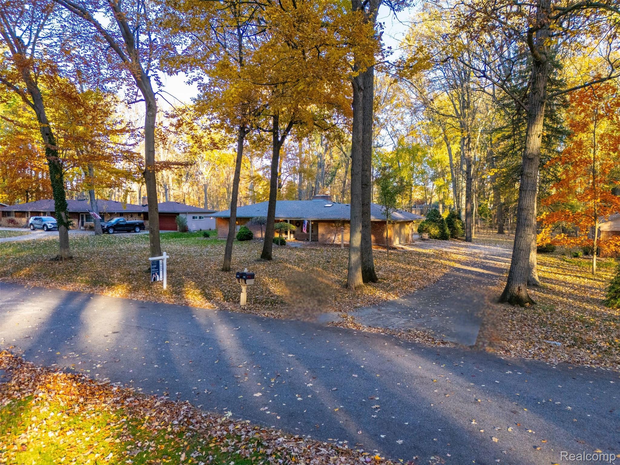 16966 Fairfield Street