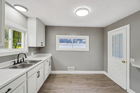 Tiny photo for 606 S Weaver Avenue, Fremont City, MI 49412 (MLS # 72026055762)