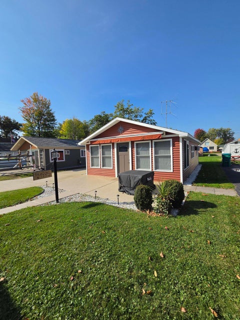 Tiny photo for 123 Wickham Avenue, Denton Township, MI 48629 (MLS # 72026054605)