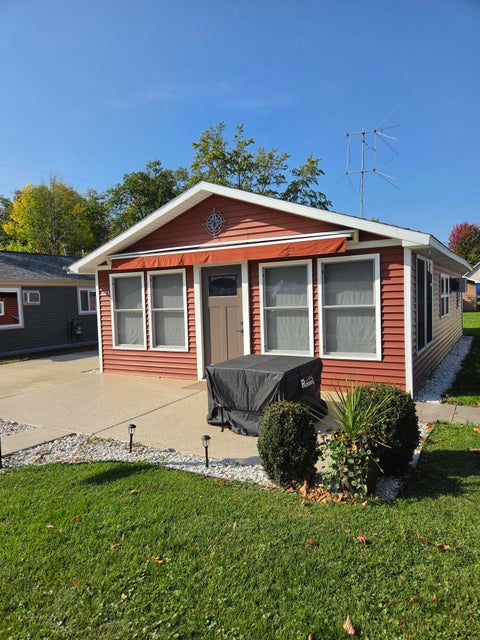 Tiny photo for 123 Wickham Avenue, Denton Township, MI 48629 (MLS # 72026054605)
