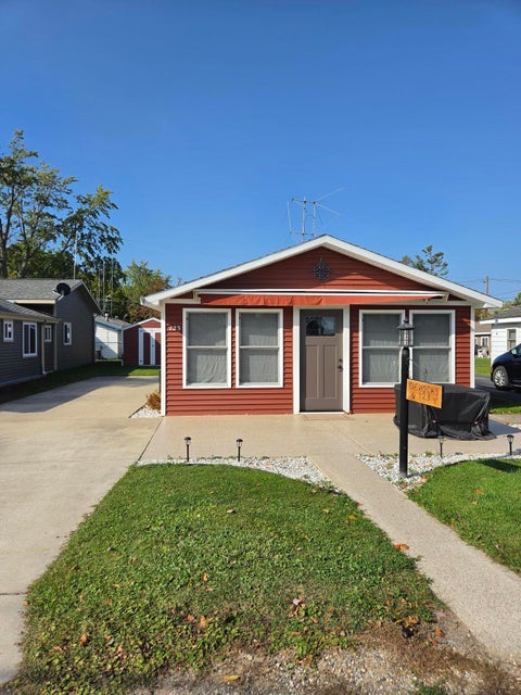 Tiny photo for 123 Wickham Avenue, Denton Township, MI 48629 (MLS # 72026054605)