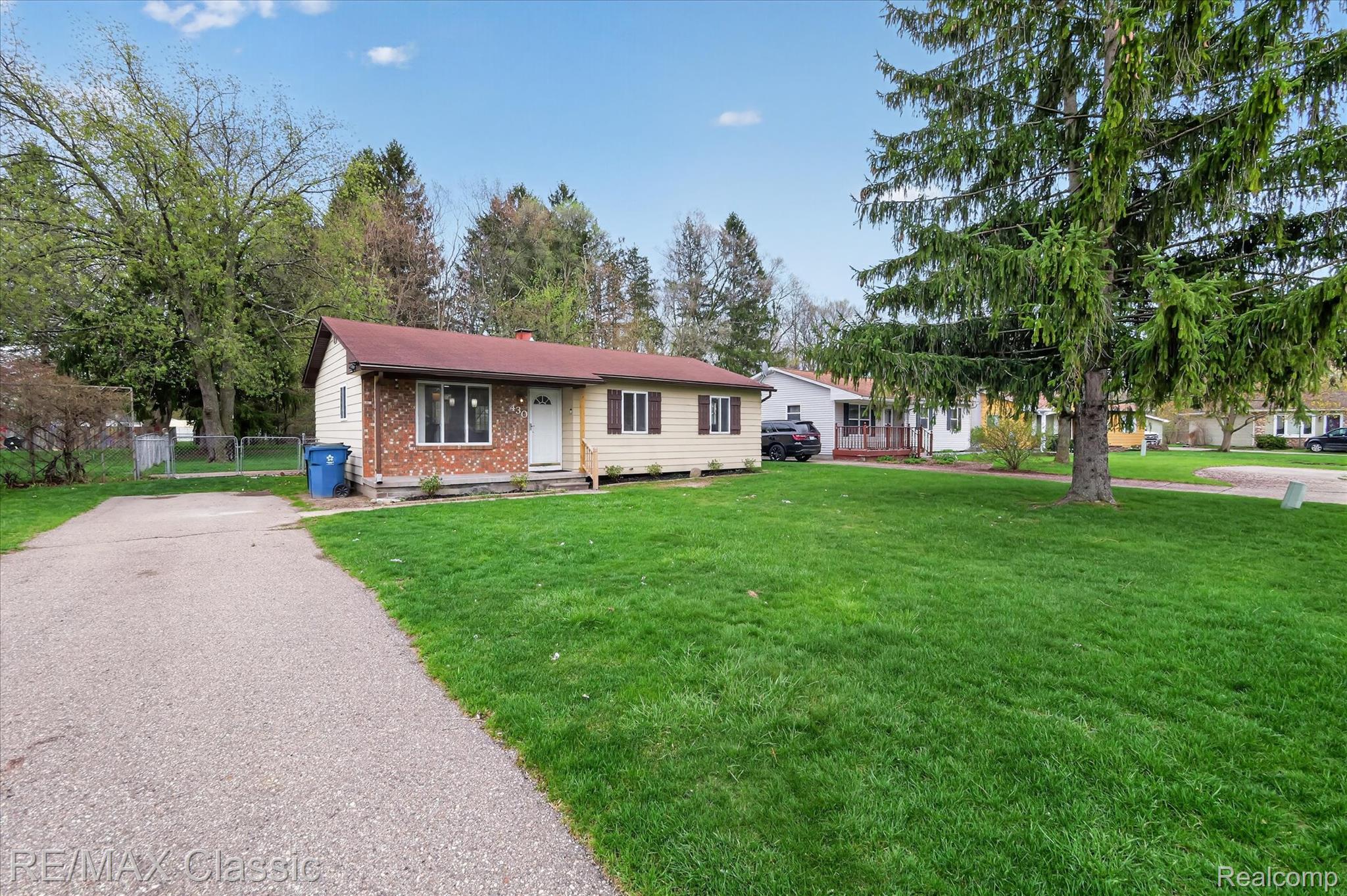 430 Sherwood Court