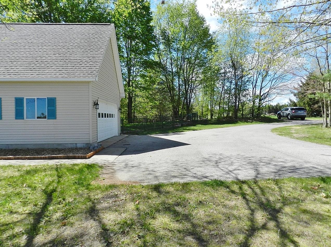 249 Peach Tree Drive