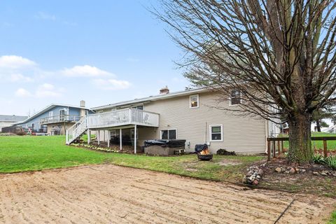 Tiny photo for 1665 Forest Hill Avenue SE, Kentwood City, MI 49546 (MLS # 65026013438)