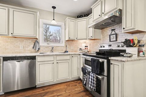 Tiny photo for 1665 Forest Hill Avenue SE, Kentwood City, MI 49546 (MLS # 65026013438)