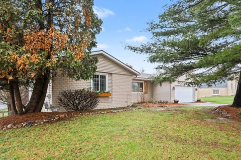 Tiny photo for 1665 Forest Hill Avenue SE, Kentwood City, MI 49546 (MLS # 65026013438)