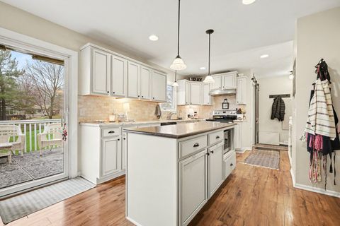 Tiny photo for 1665 Forest Hill Avenue SE, Kentwood City, MI 49546 (MLS # 65026013438)