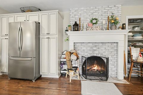 Tiny photo for 1665 Forest Hill Avenue SE, Kentwood City, MI 49546 (MLS # 65026013438)