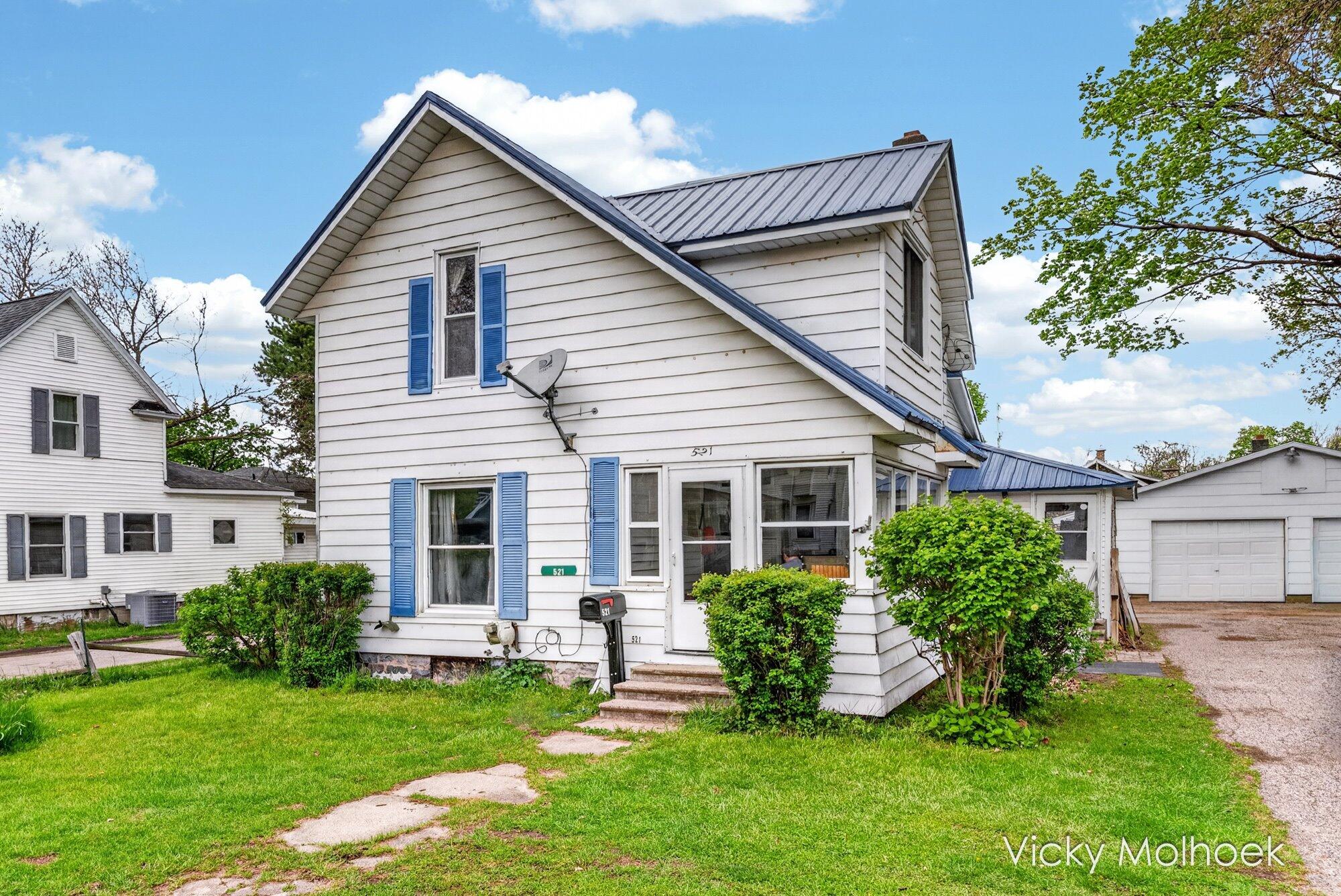 521 W Court Street