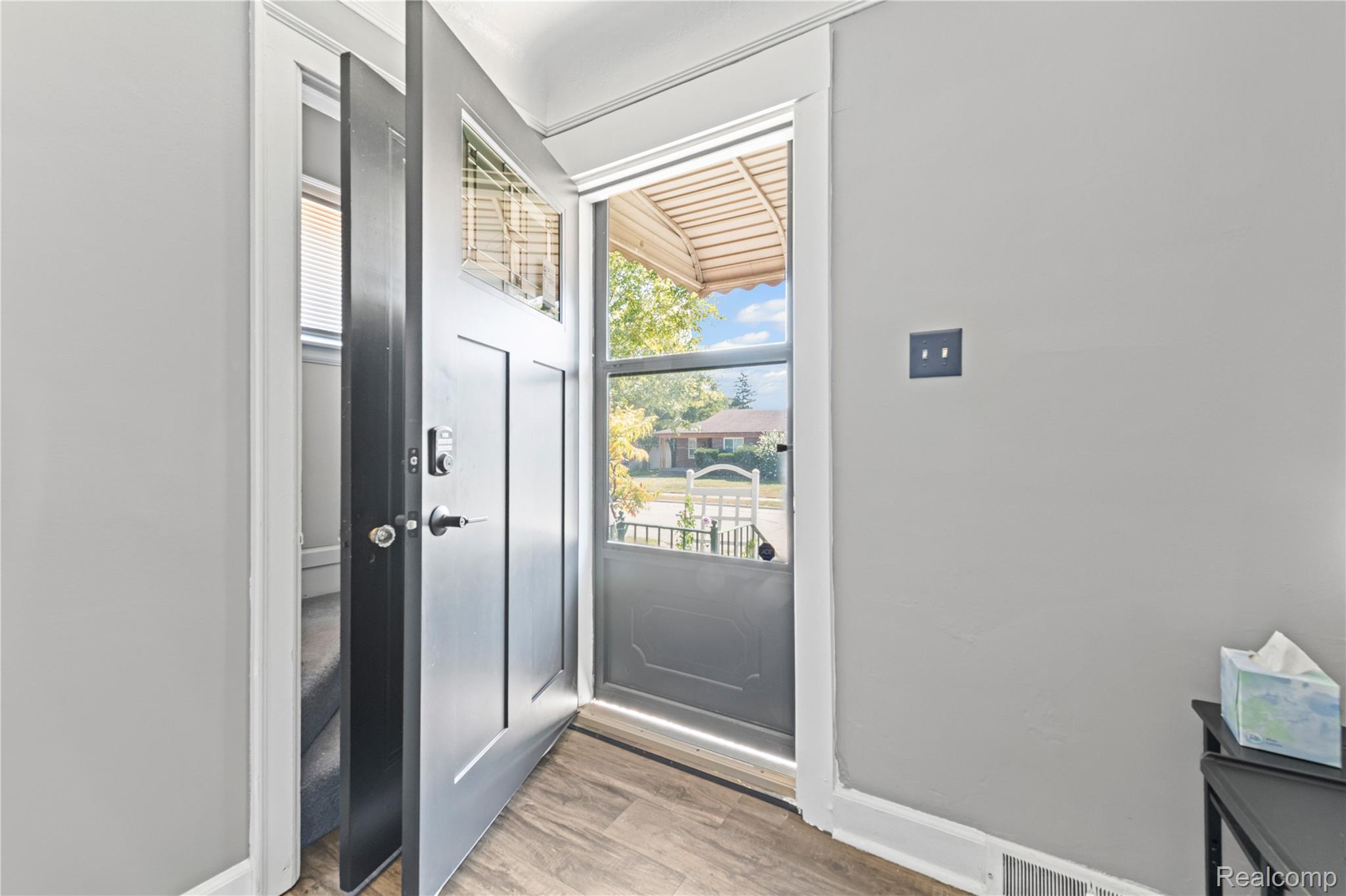 16097 Manchester Avenue