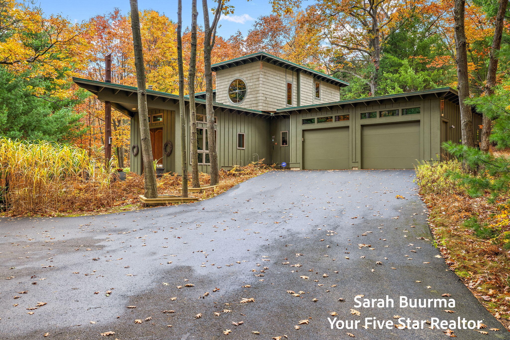 6035 Scenic Woods Circle N