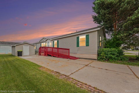 Photo of 45713 Bonaventure Dr, Macomb Township, MI 48044 (MLS # 20261058093)