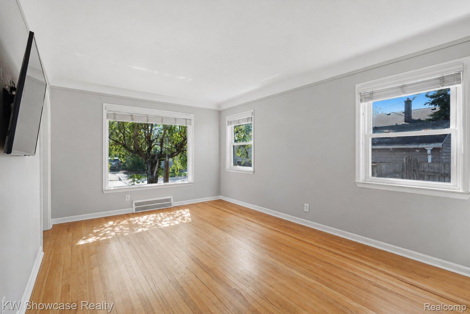 316 S Edison Avenue
