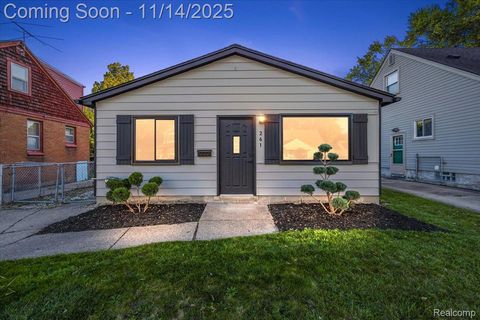 261 Tecumseh Street Clawson City MI 48017