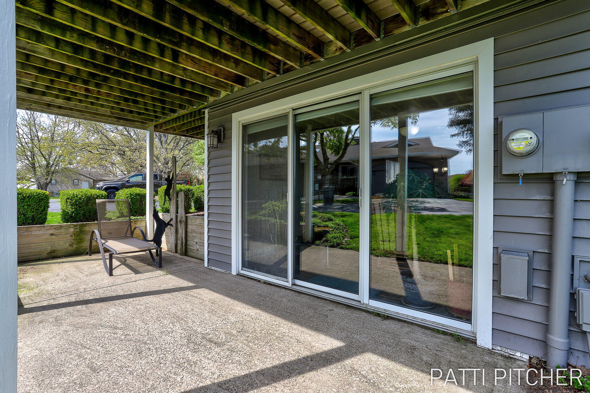 618 Edgewater Drive