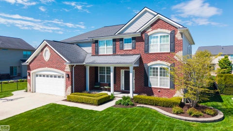 Photo of 48231 Long Leaf Drive, Macomb Township, MI 48044 (MLS # 58050211604)