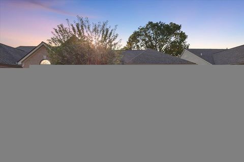 44119 Kendyl Sterling Heights City MI 48314