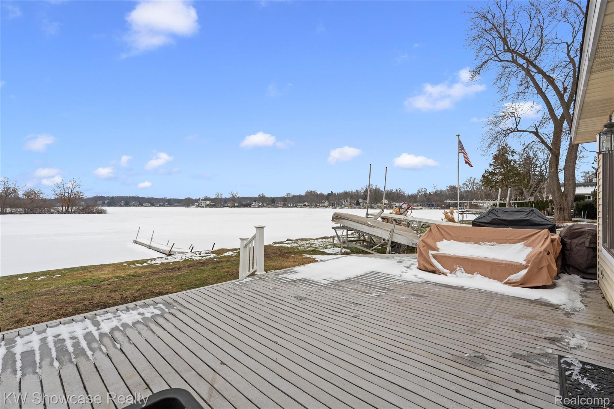 2324 N Duck Lake Road